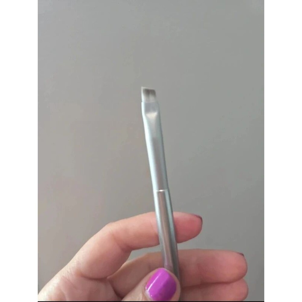 Angled makeup brush